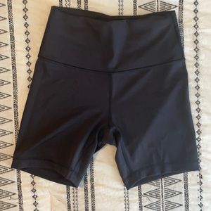 Lululemon biker shorts